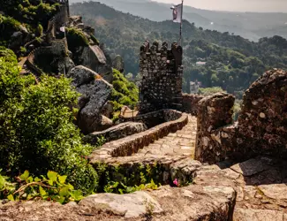 Parques De Sintra Castelo Dos Moutos Muralhas 03