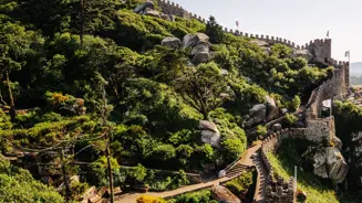 Parques De Sintra Castelo Dos Mouros Praca Armas